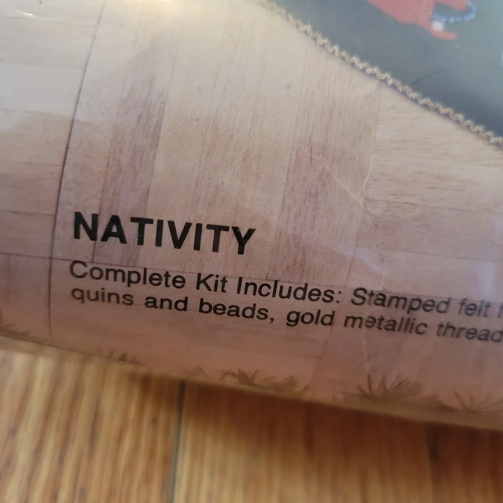Bucilla 43 Inch Round Felt Tree Skirt Nativity Complete Kit 82720‎ Christmas
